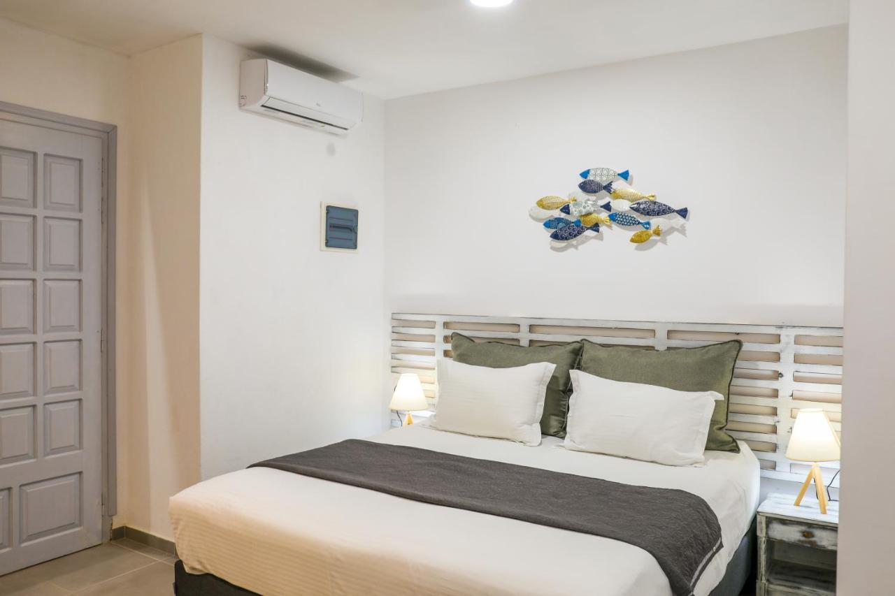 Aura Skiathos Bagian luar foto
