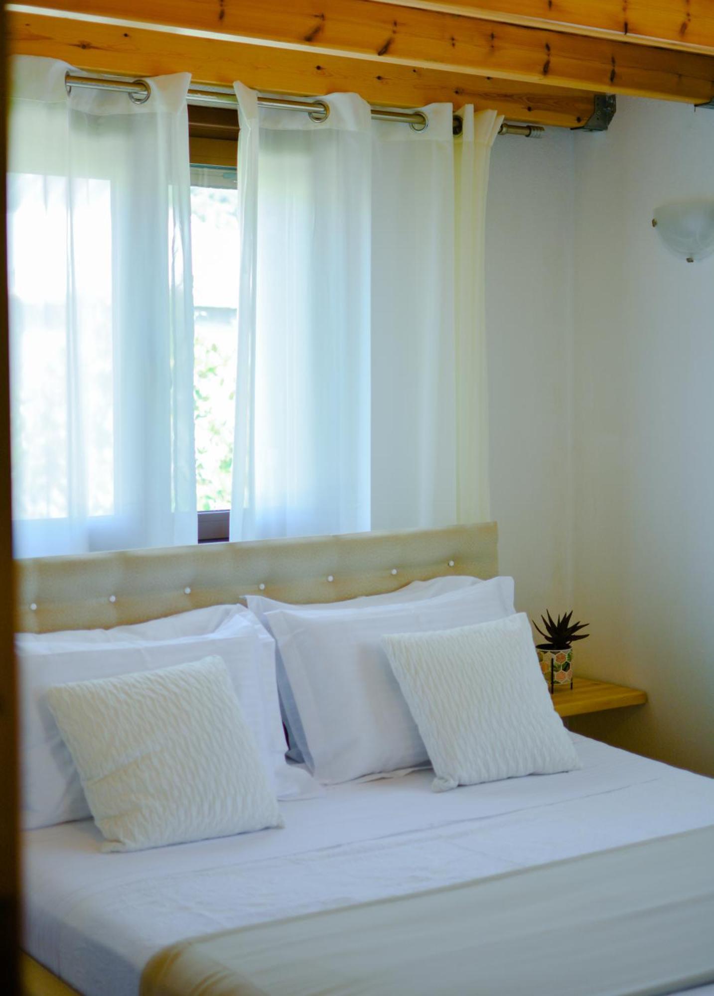 Aura Skiathos Bagian luar foto